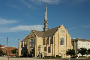 Broadway Baptist Church in Fort Worth