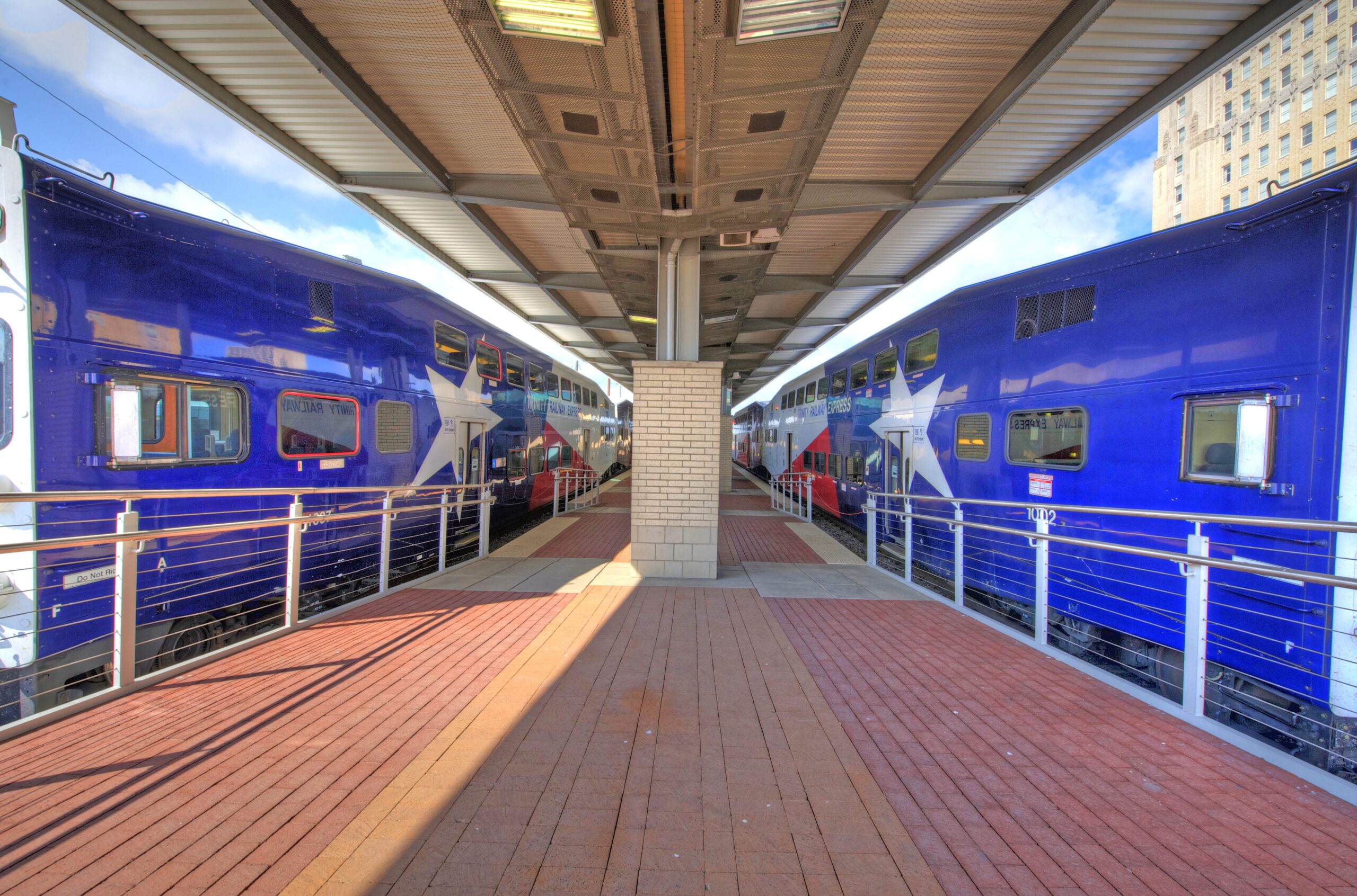 TRE-2-Trains